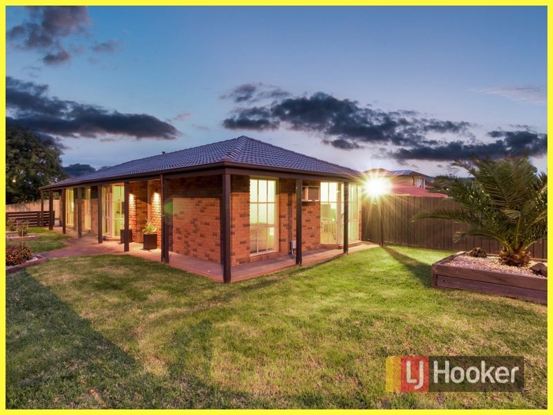 1 Raduett Court, Endeavour Hills VIC 3802