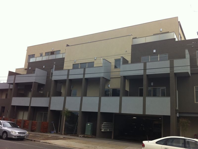 24/2 Hutton Street, Dandenong VIC 3175