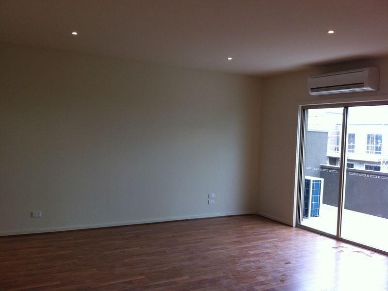 24/2 Hutton Street, Dandenong VIC 3175