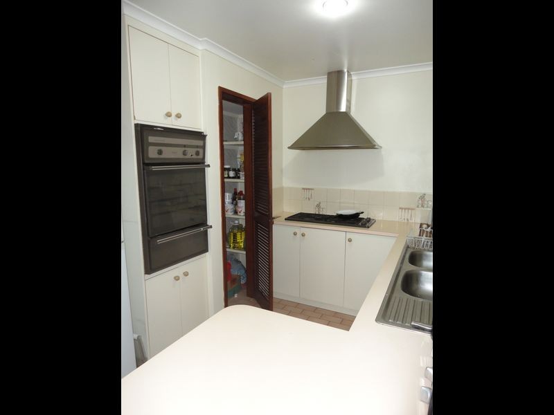 15 Montrose Court, Endeavour Hills VIC 3802