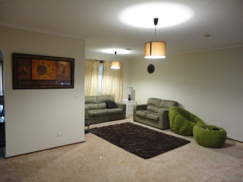 15 Montrose Court, Endeavour Hills VIC 3802