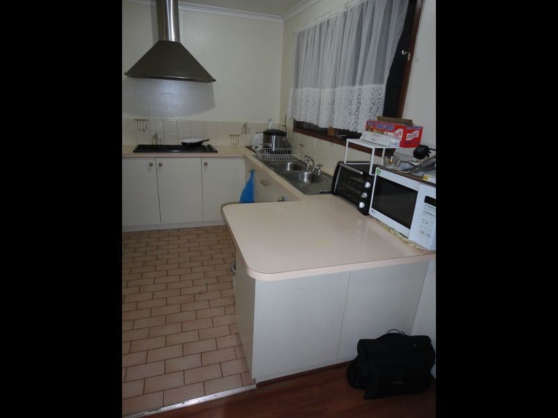 15 Montrose Court, Endeavour Hills VIC 3802