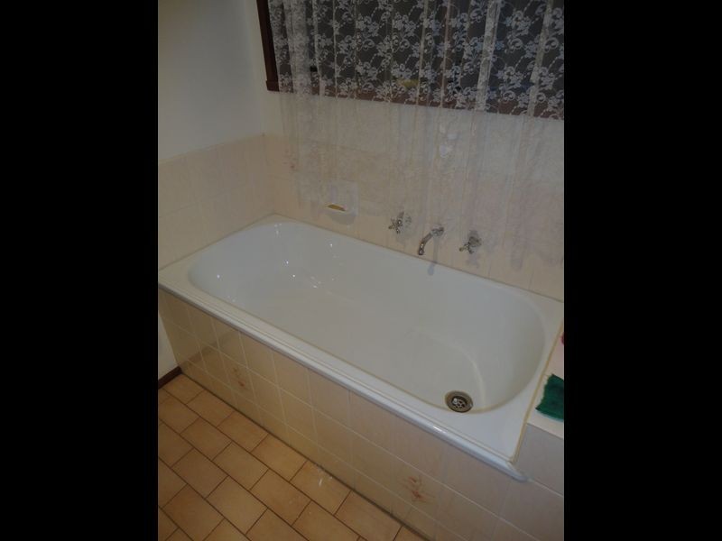 15 Montrose Court, Endeavour Hills VIC 3802