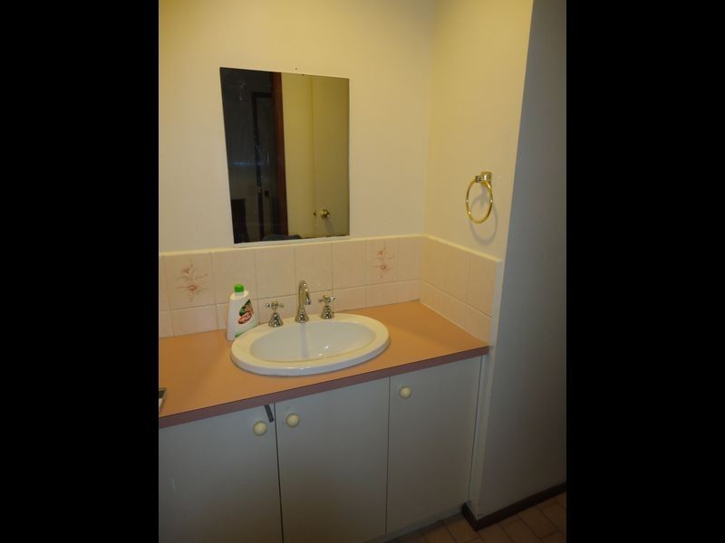 15 Montrose Court, Endeavour Hills VIC 3802