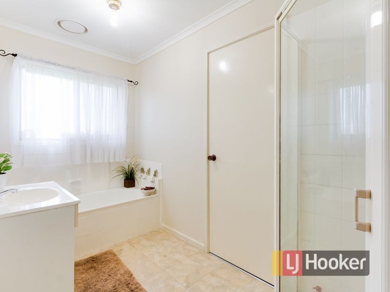 1 Oban Close, Endeavour Hills VIC 3802