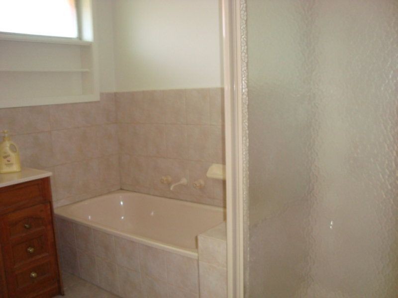 61 Sheoak Street, Doveton VIC 3177