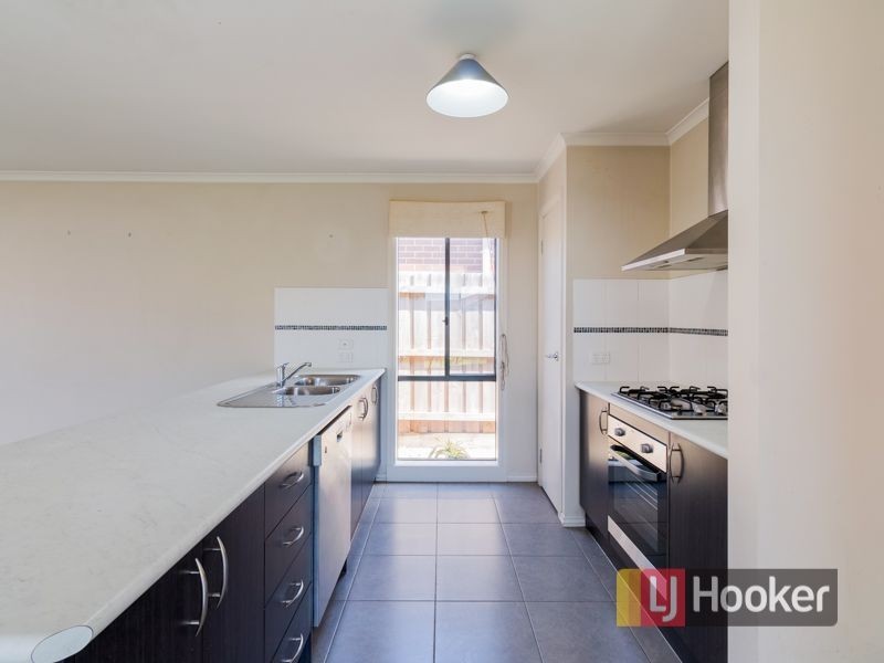 13 Myhaven Circuit, Carrum Downs VIC 3201