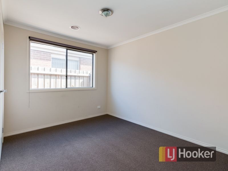 13 Myhaven Circuit, Carrum Downs VIC 3201