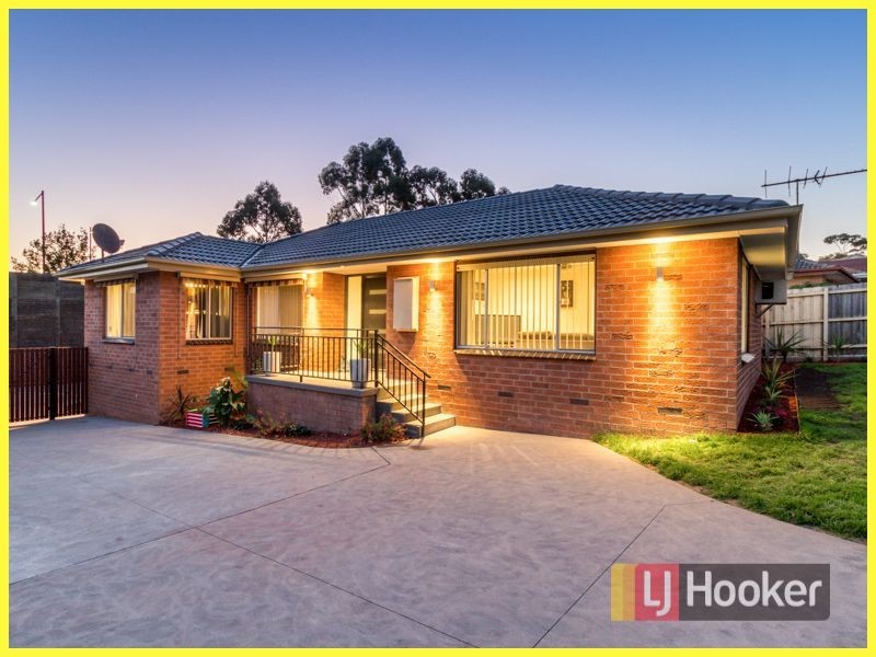 164 James Cook Drive, Endeavour Hills VIC 3802