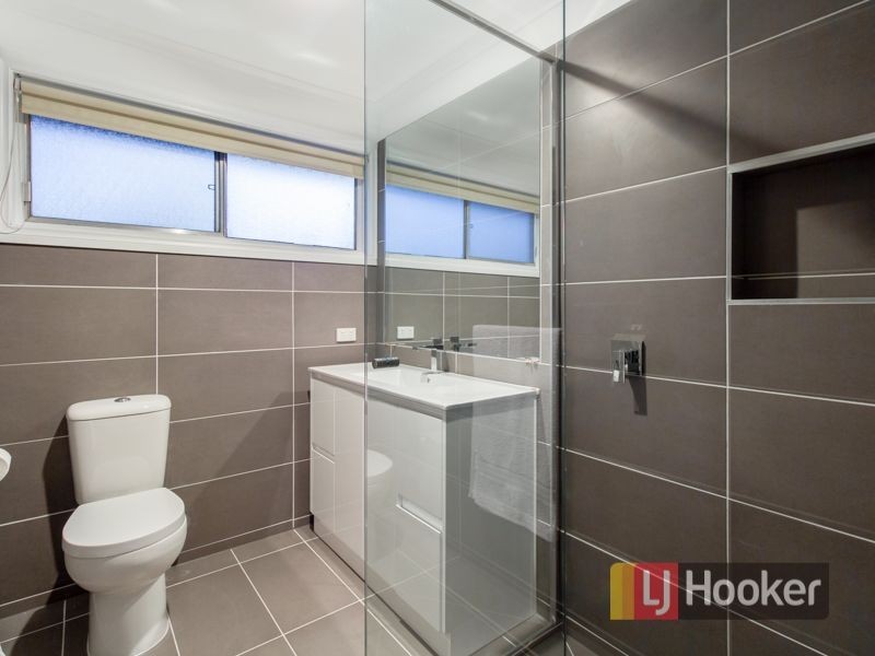 164 James Cook Drive, Endeavour Hills VIC 3802