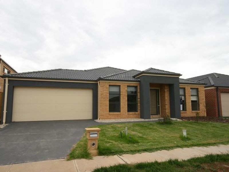56 Fongeo Drive, Point Cook VIC 3030
