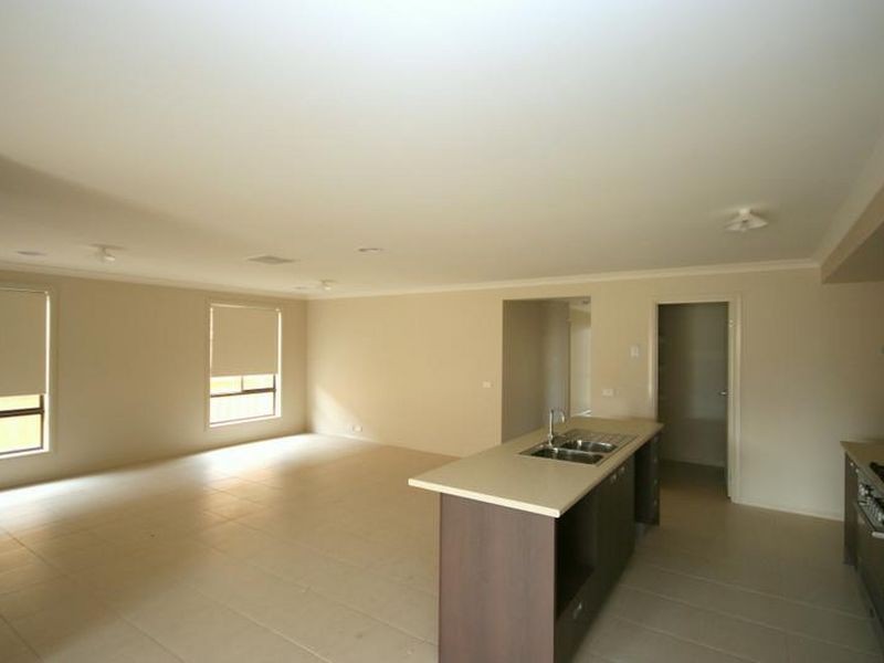 56 Fongeo Drive, Point Cook VIC 3030