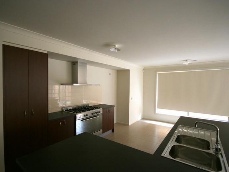 60 Fongeo Drive, Point Cook VIC 3030