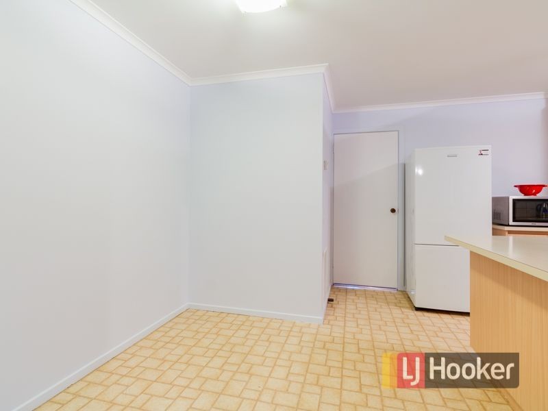 54 Ravenhill Crescent, Endeavour Hills VIC 3802