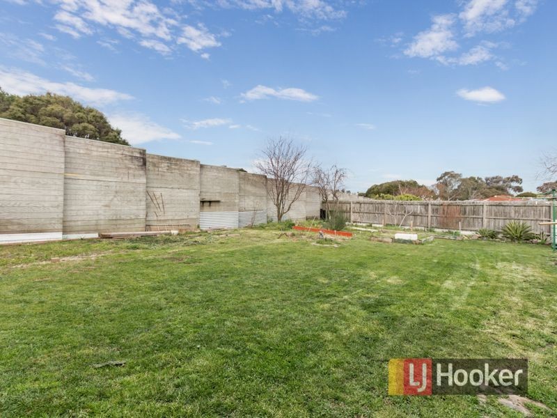 4 Kingfisher Drive, Doveton VIC 3177