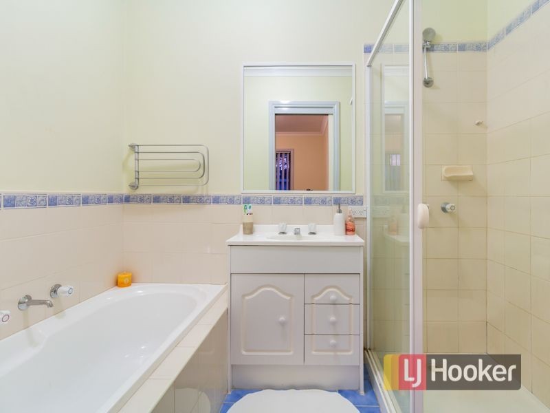 2/2 Second Ave, Dandenong North VIC 3175