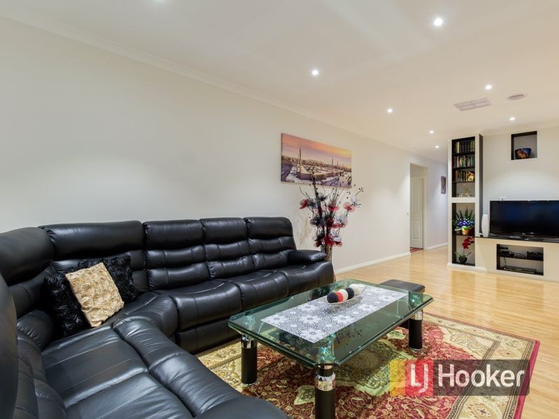 35a Kanooka Grove, Doveton VIC 3177