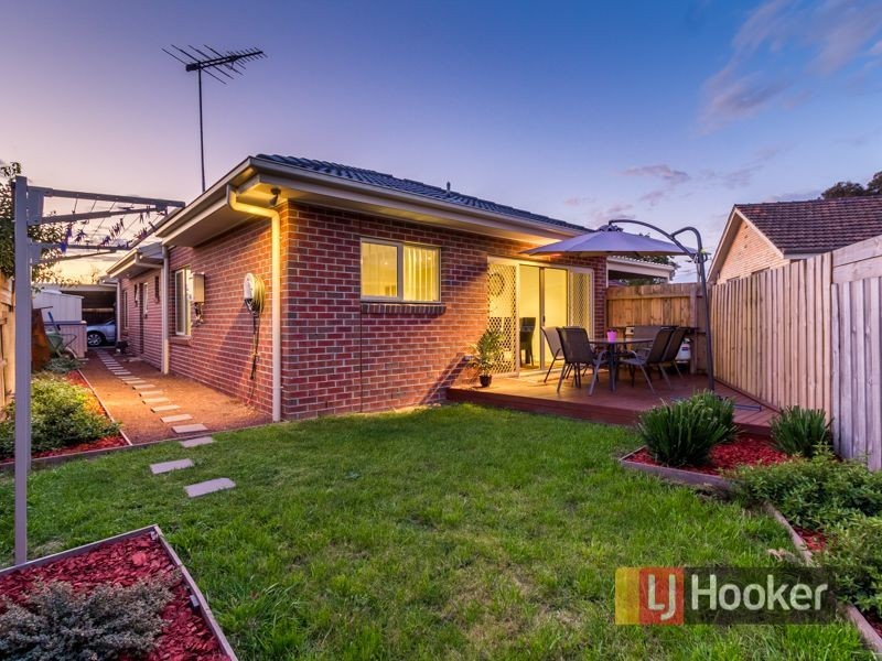 35a Kanooka Grove, Doveton VIC 3177