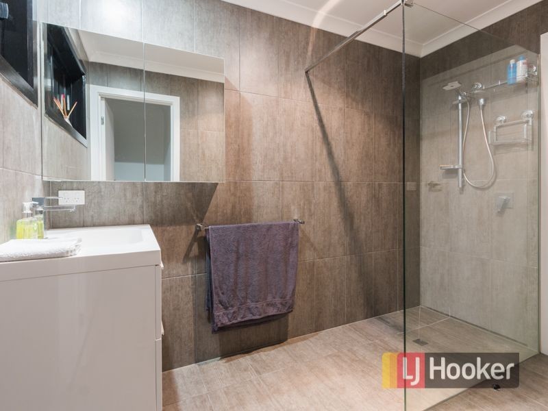 4 Barker Court, Endeavour Hills VIC 3802