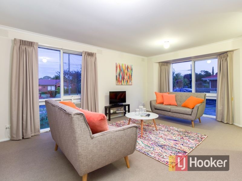 8 Taurus Avenue, Dandenong North VIC 3175