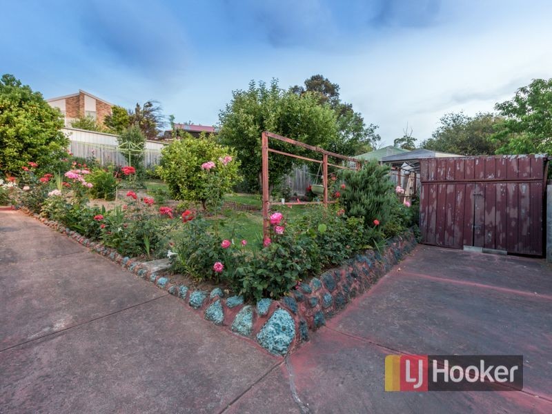 8 Viminalis Court, Endeavour Hills VIC 3802