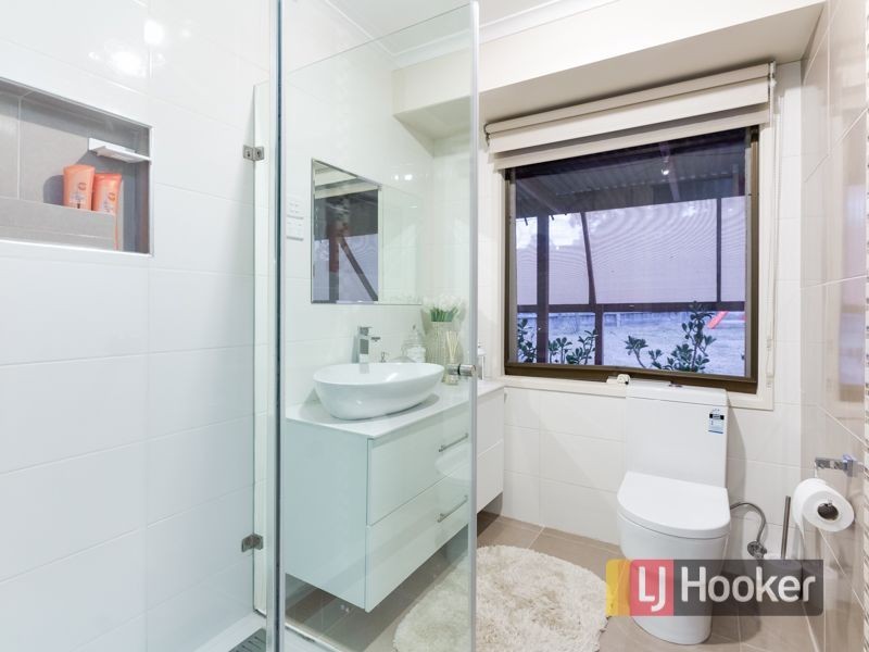 5 Mace Rise, Hallam VIC 3803