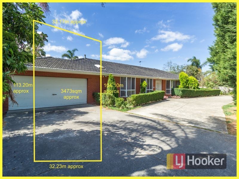 110-112 Kennington Park Drive, Endeavour Hills VIC 3802