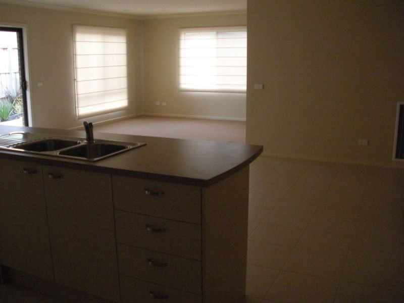 88 Bridgewater Boulevard, Berwick VIC 3806