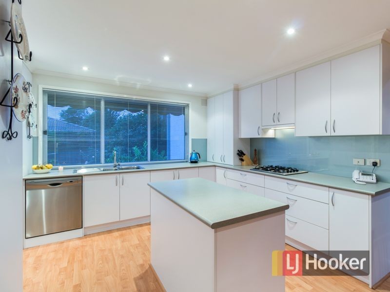 3 Terrell Close, Endeavour Hills VIC 3802