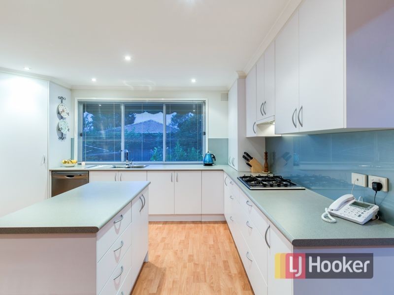 3 Terrell Close, Endeavour Hills VIC 3802