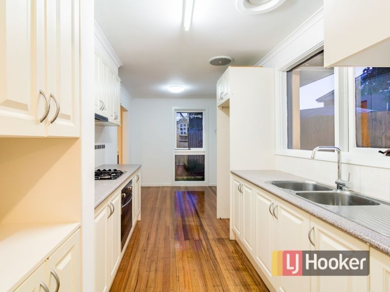 1/17 Sandala Court, Dandenong North VIC 3175