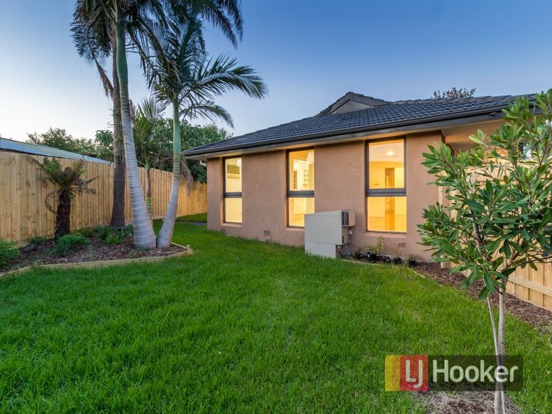 1/17 Sandala Court, Dandenong North VIC 3175