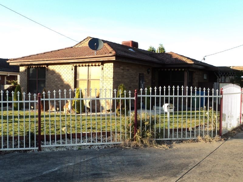 2 Pitman Street, Dandenong North VIC 3175