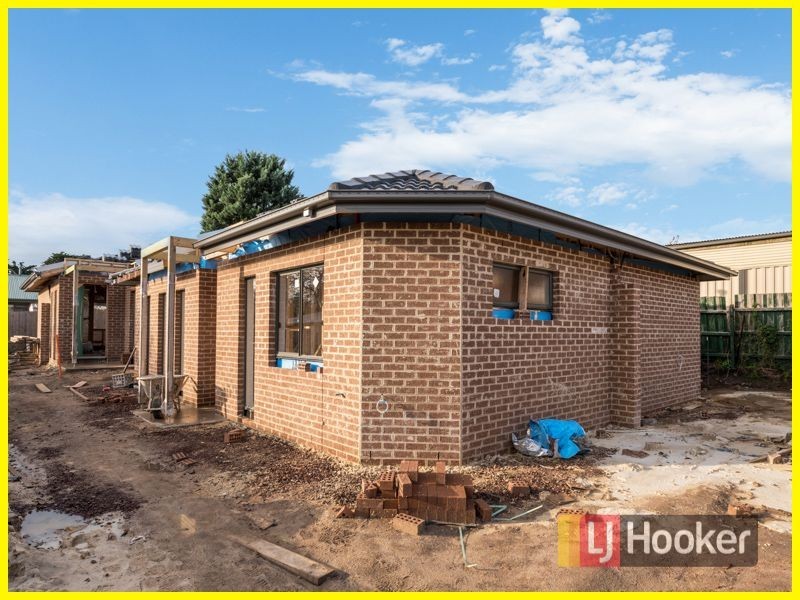 2/5 Allison Avenue, Eumemmerring VIC 3177