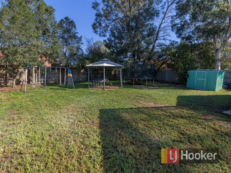 7 Singleton Drive, Endeavour Hills VIC 3802