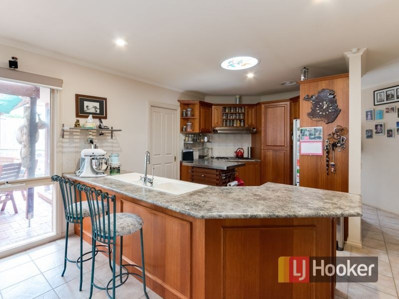 4 Jamie Mews, Berwick VIC 3806