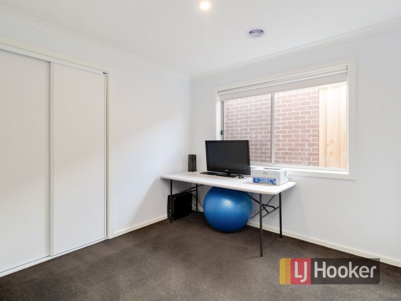 3 Tyalla Way, Pakenham VIC 3810