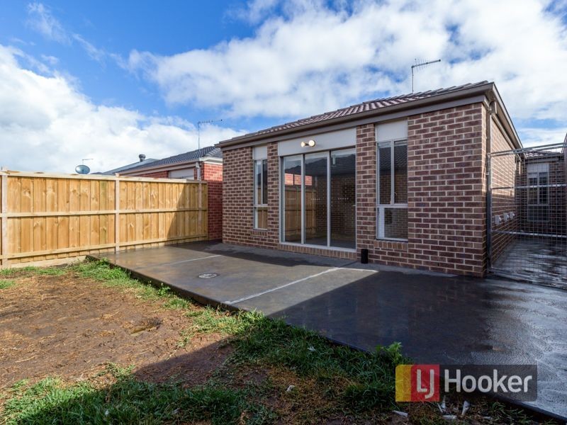 3 Tyalla Way, Pakenham VIC 3810