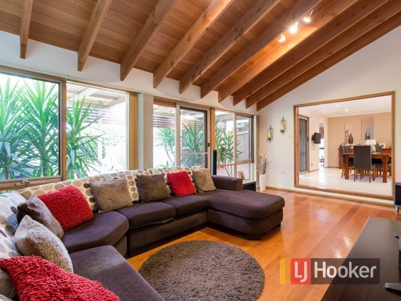 9 Parklea Close, Narre Warren VIC 3805