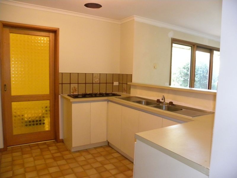 2/2 Exner Drive, Dandenong North VIC 3175