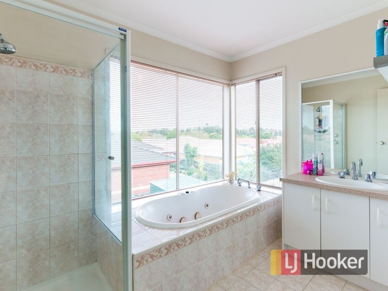 9 Tudor Court, Narre Warren VIC 3805