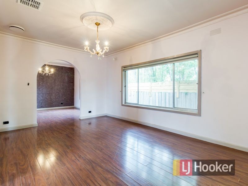 8 Anderson Close, Hampton Park VIC 3976