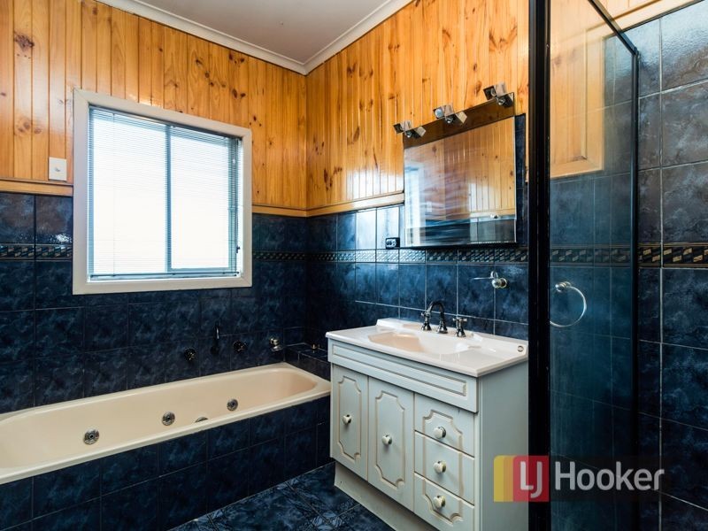 8 Anderson Close, Hampton Park VIC 3976