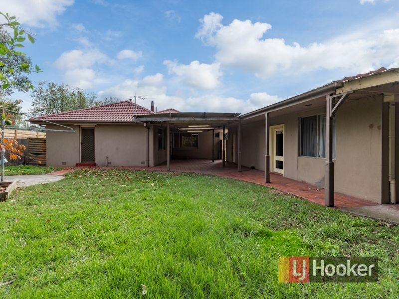 8 Anderson Close, Hampton Park VIC 3976