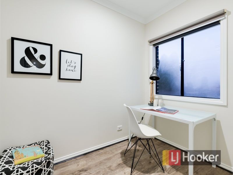 12 Philip Road, Hallam VIC 3803