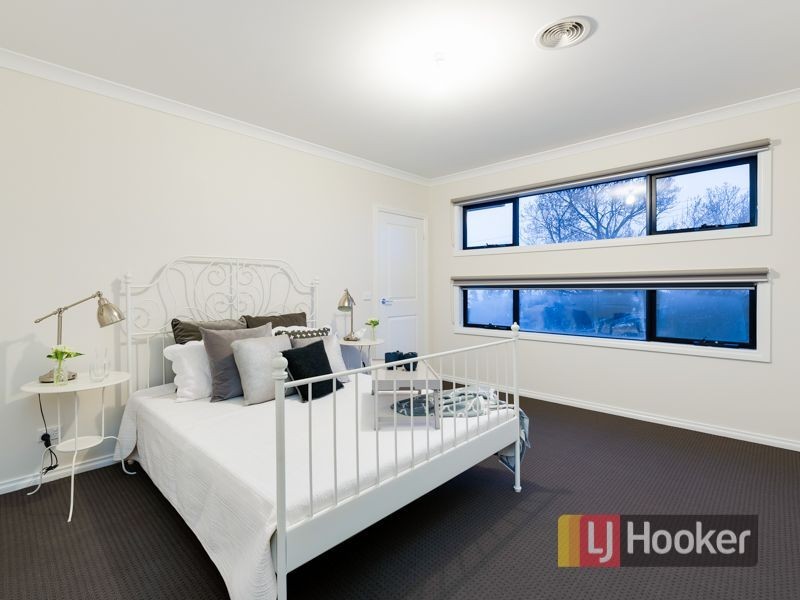 12 Philip Road, Hallam VIC 3803