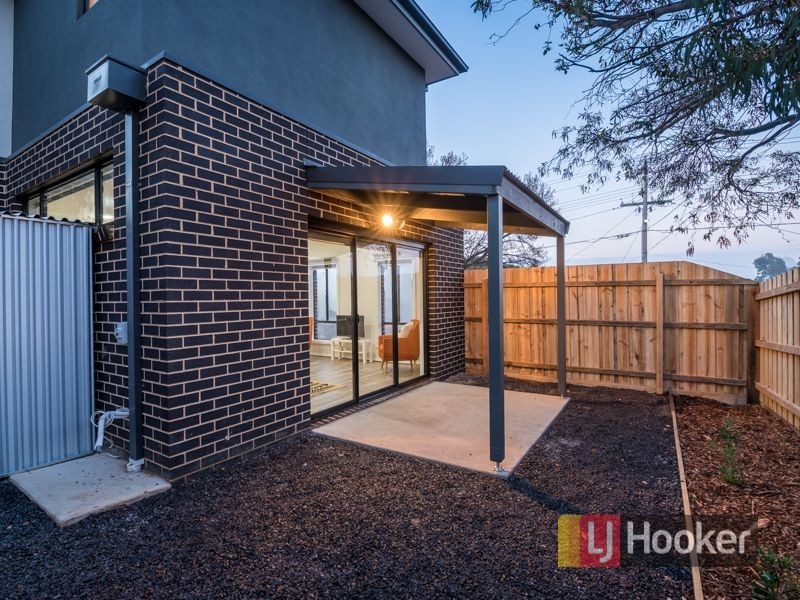 12 Philip Road, Hallam VIC 3803