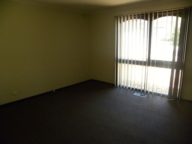 25 Huxley Avenue, Dandenong North VIC 3175