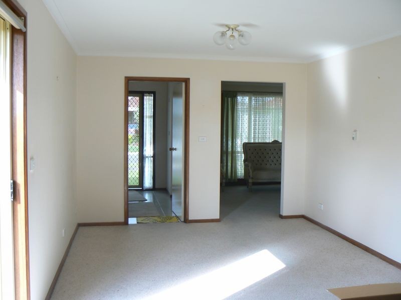 1/9 Edward Avenue, Dandenong VIC 3175