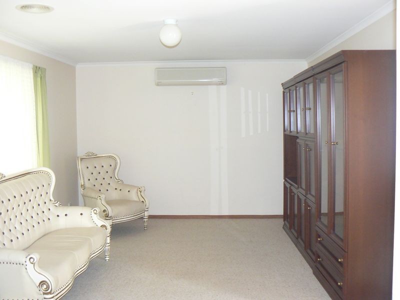 1/9 Edward Avenue, Dandenong VIC 3175